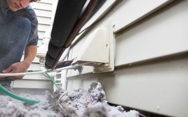 Canada's Best Duct - Cleaning the Dryer Vents